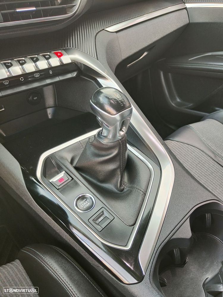 Peugeot 3008 1.5 BlueHDi Allure - 40