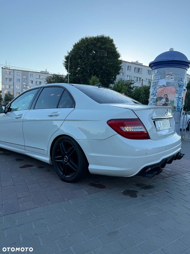 Mercedes-Benz Klasa C 300 4Matic 7G-TRONIC - 1