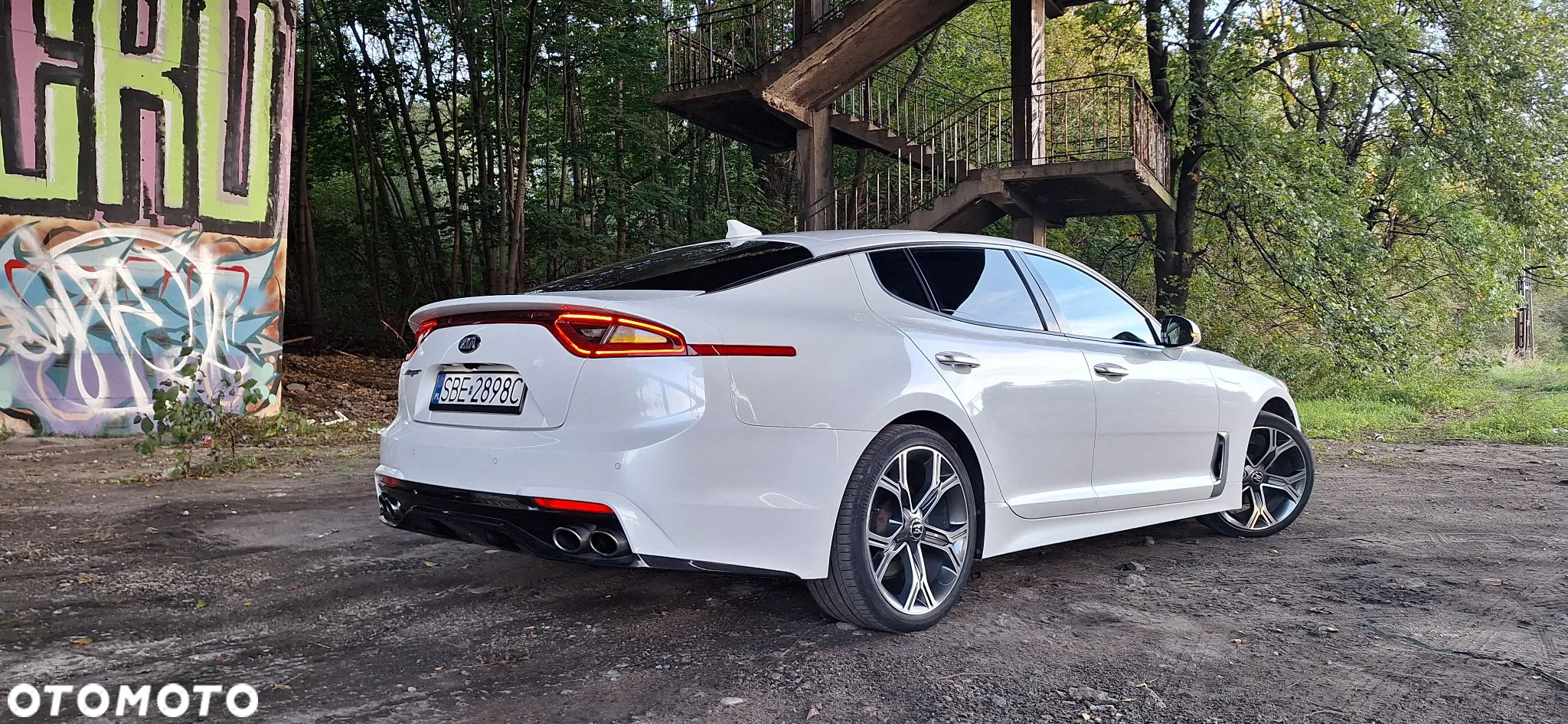 Kia Stinger - 4