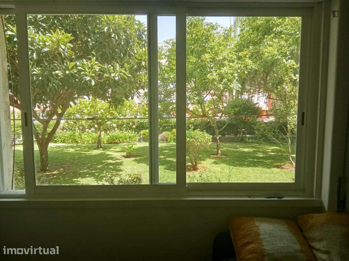 Quarto - localizado em Oeiras Lisbon - Grande imagem: 4/15