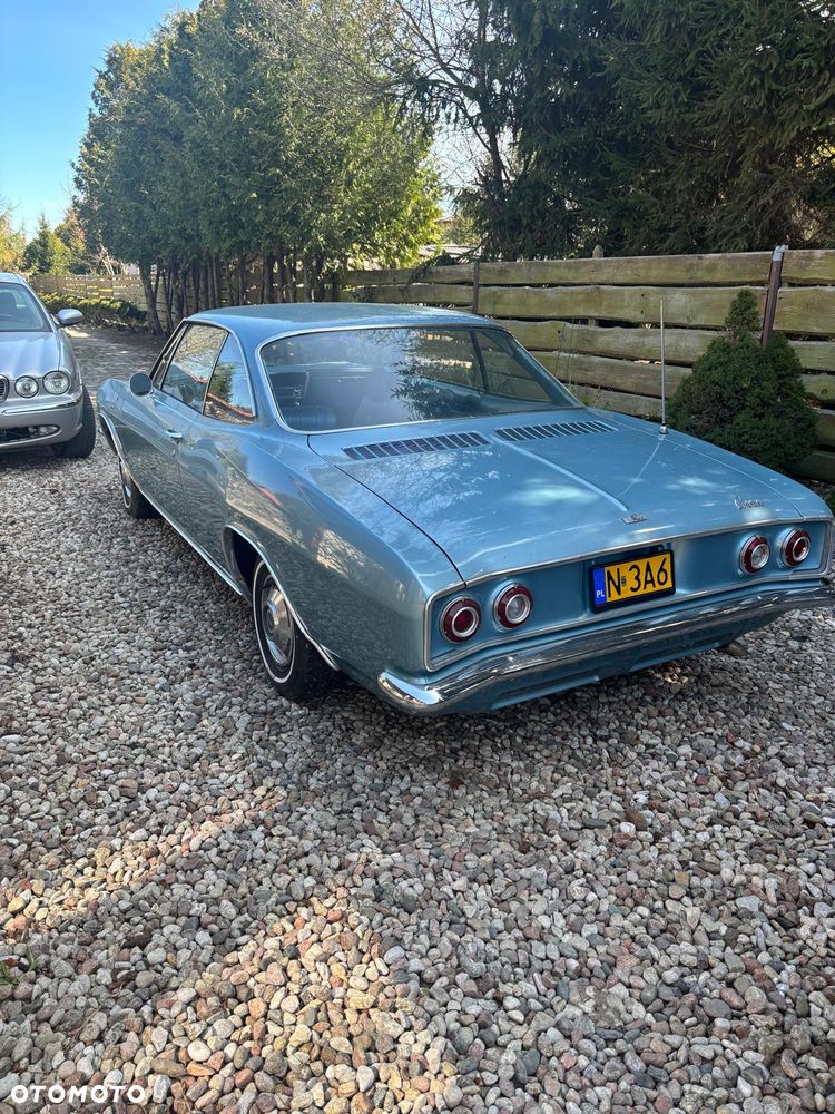 Chevrolet Corvair - 3