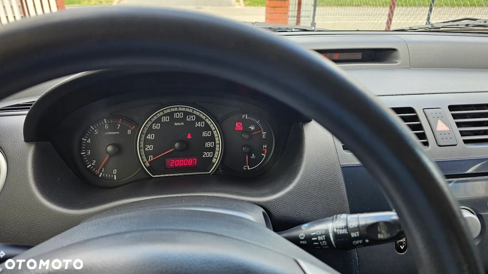 Suzuki Swift 1.3 Comfort - 23