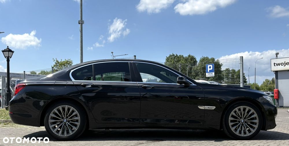 BMW Seria 7 730d - 4