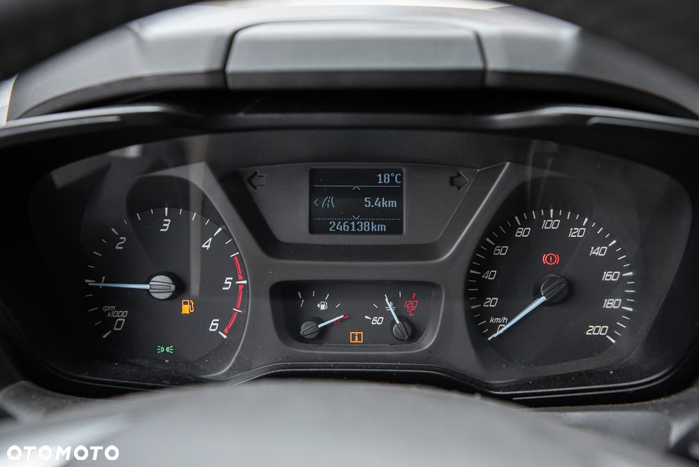 Ford Transit Custom - 14
