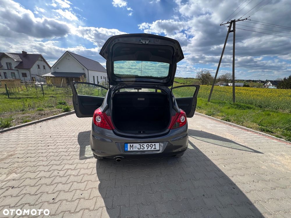 Opel Corsa 1.4 16V Active - 37