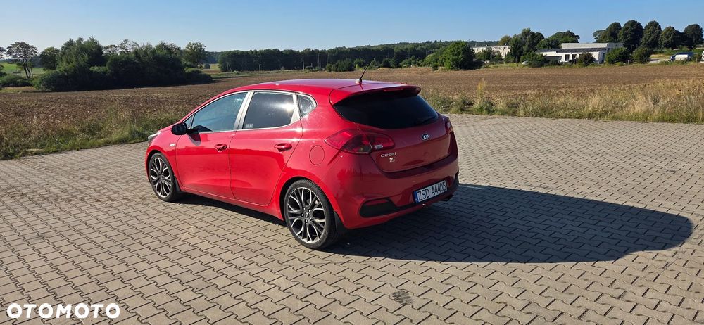 Kia Ceed 1.4 L - 3