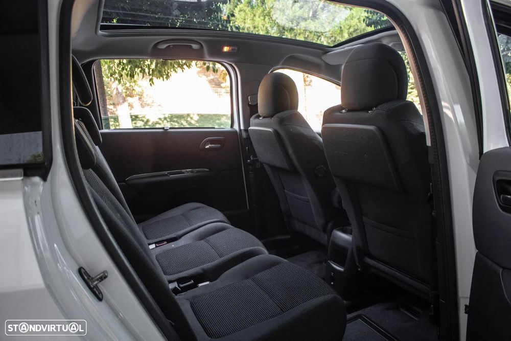 Peugeot 5008 HDI 115 Allure - 30
