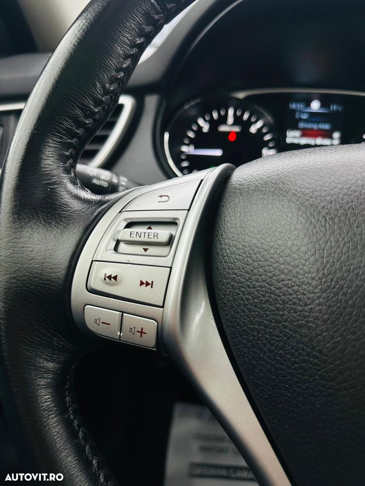 Nissan X-Trail 1.6 dCi Xtronic N-Connecta - 30