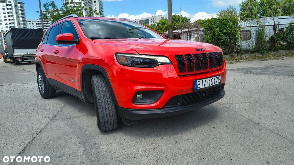Jeep Cherokee - 4