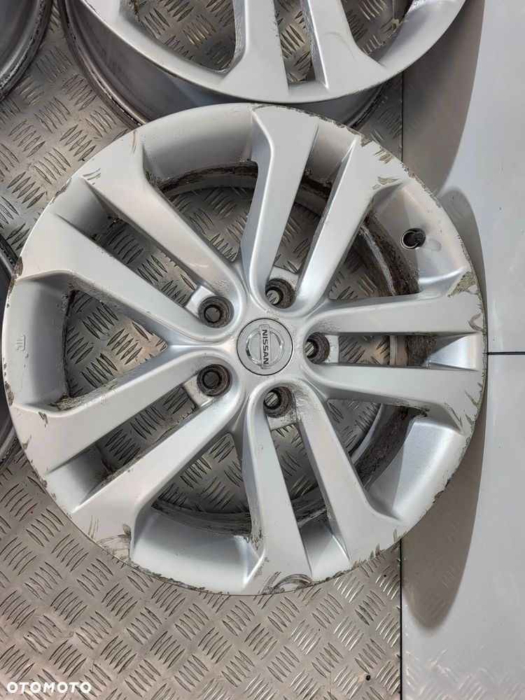 Nissan Juke Felgi Aluminiowe 17 5x114.3 - 4