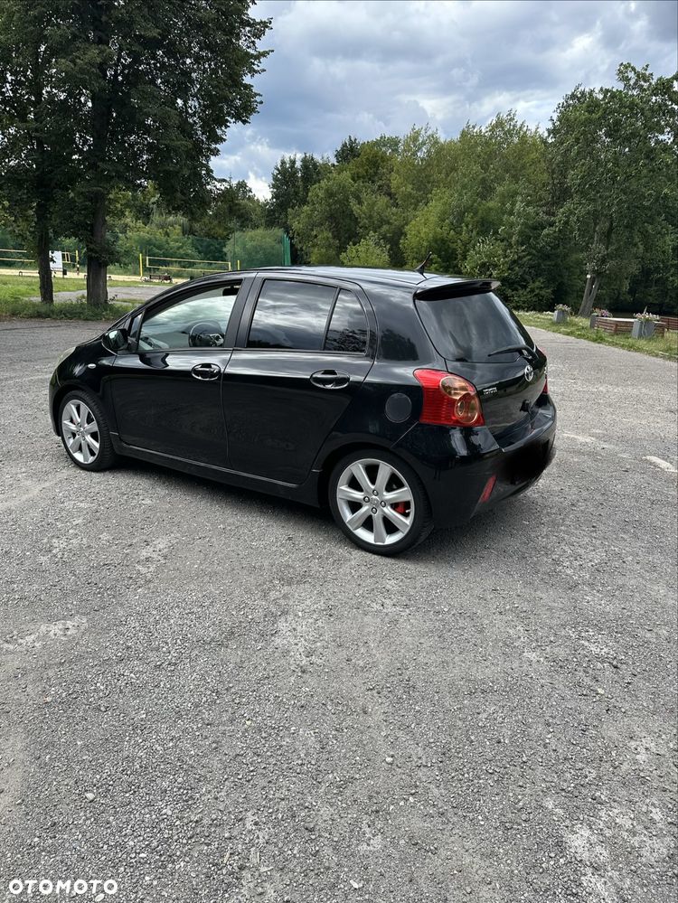 Toyota Yaris - 3