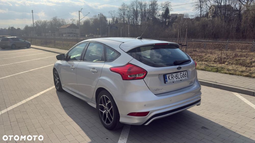 Ford Focus - 5