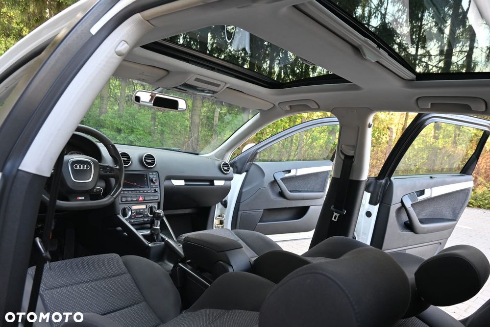 Audi A3 Sportback 2.0 TDI DPF quattro Attraction - 26