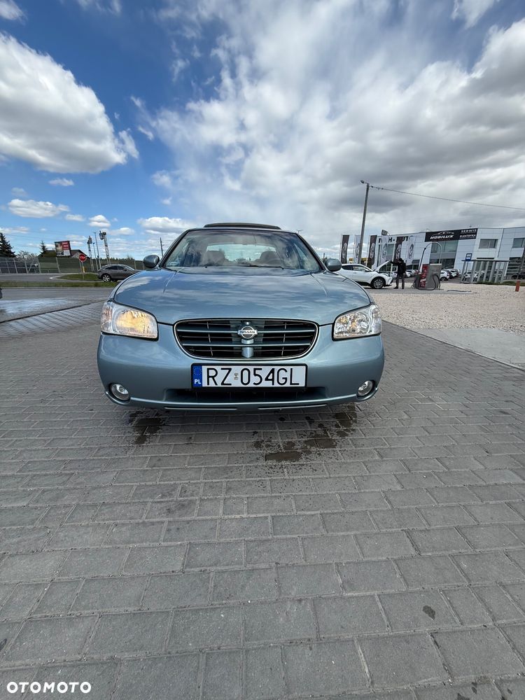 Nissan Maxima - 3