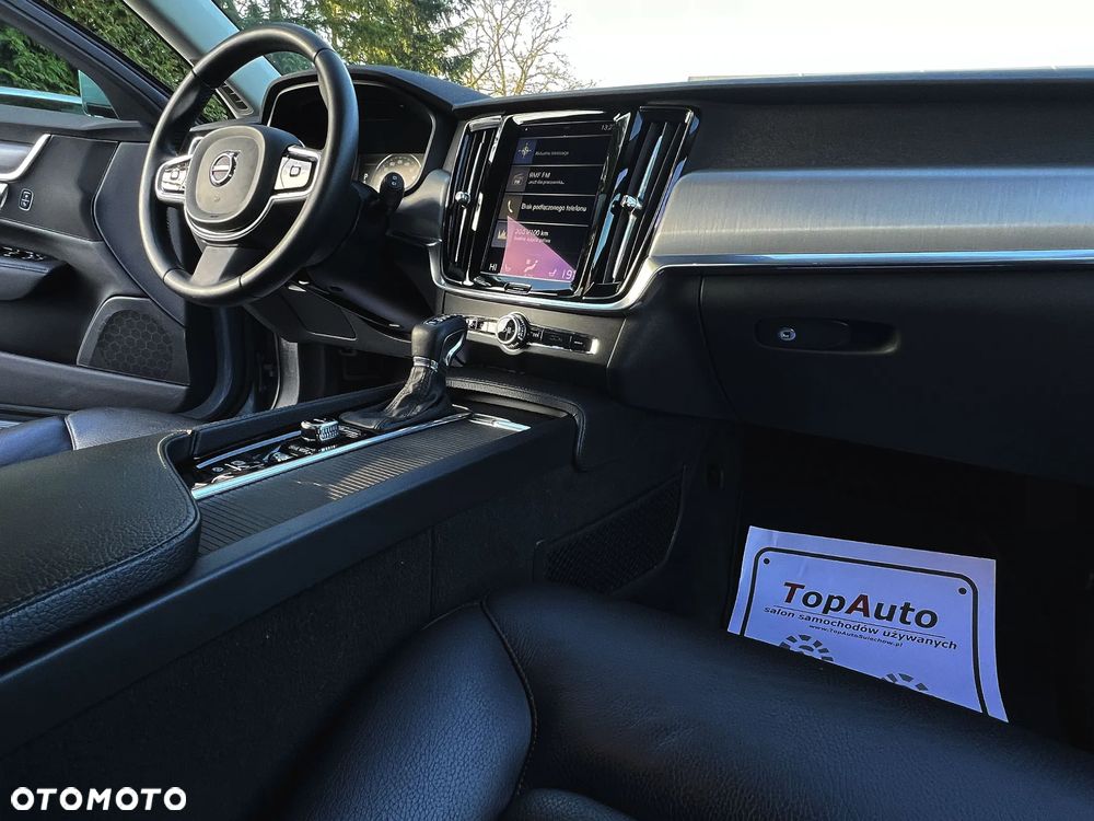 Volvo V90 ver-d4-momentum-pro - 18