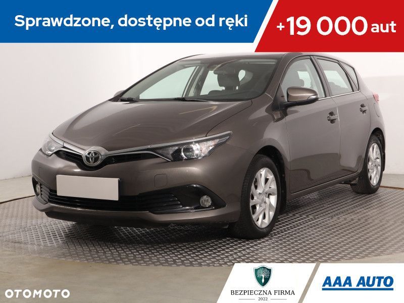 Toyota Auris - 2