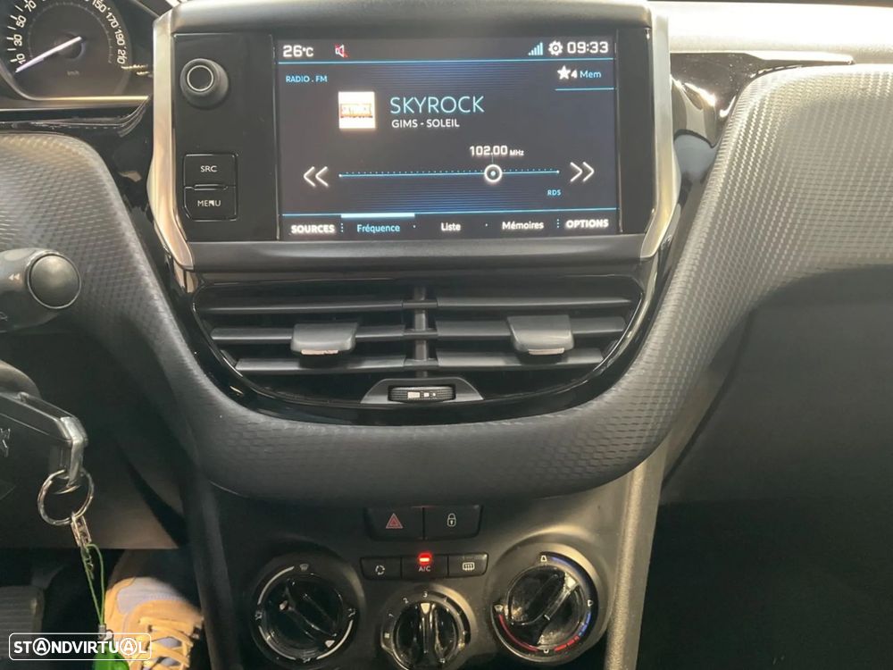 Peugeot 208 1.2 PureTech Style - 5