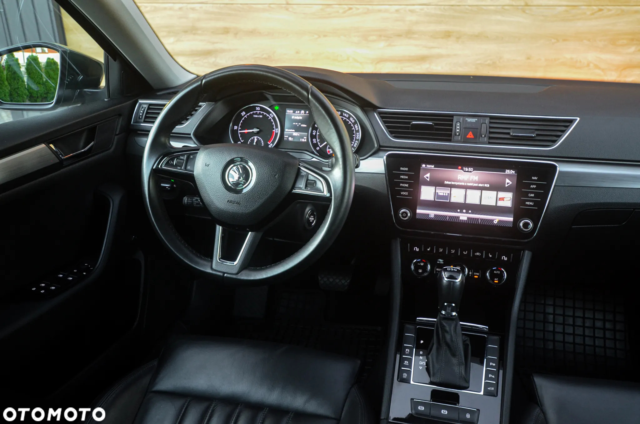 Skoda Superb 2.0 TDI SCR Style DSG - 35