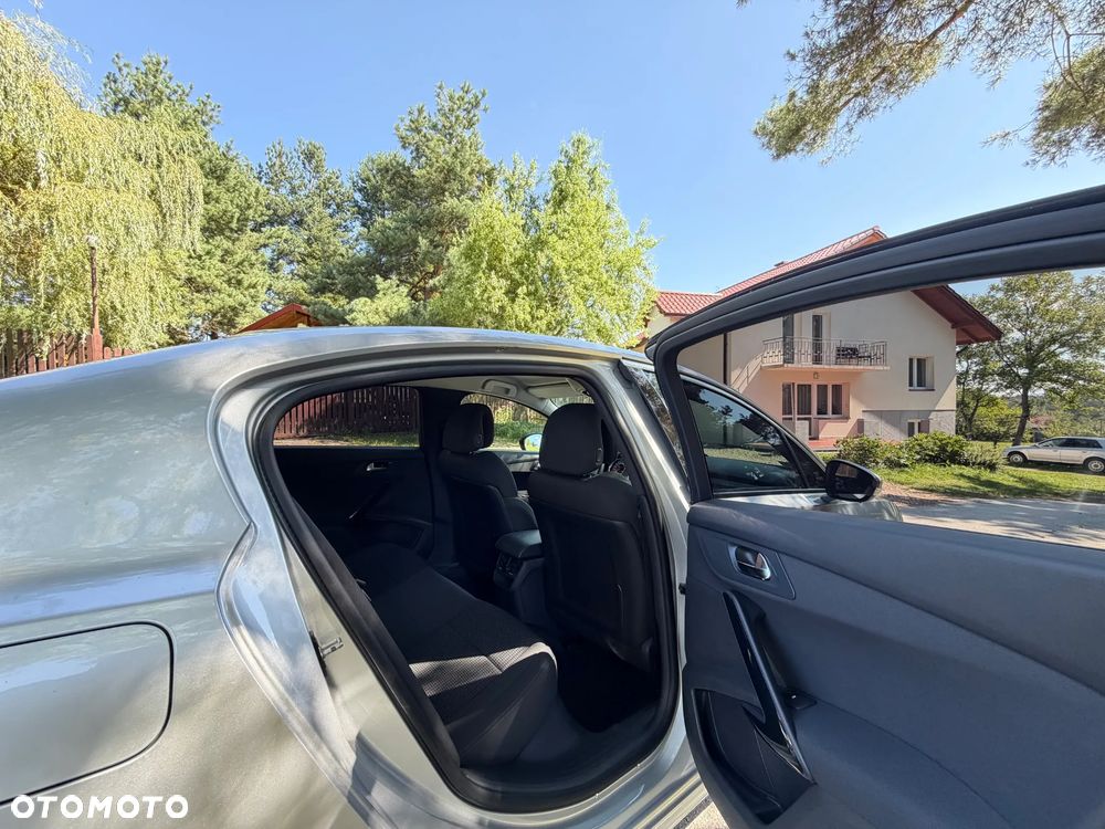 Peugeot 508 1.6 T Allure - 24