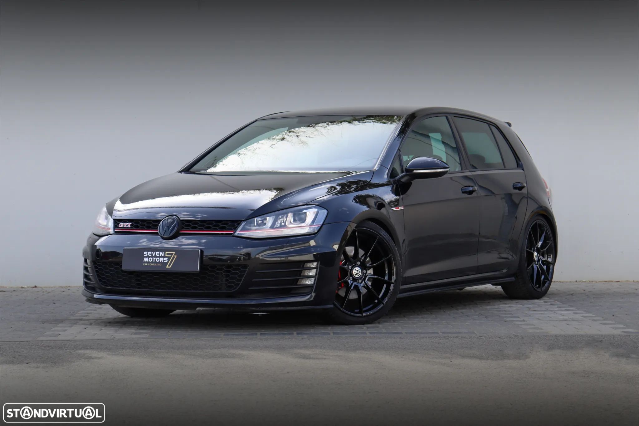 VW Golf 2.0 TSi GTi DSG - 1