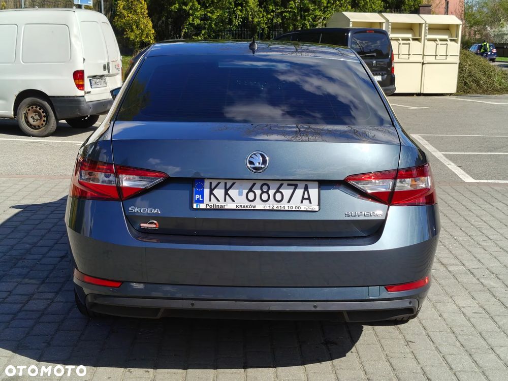 Skoda Superb 1.8 TSI Ambition - 11