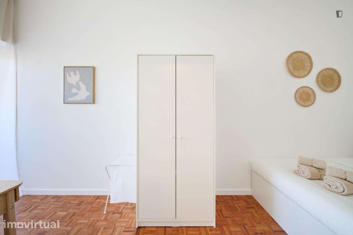 Quarto - localizado em Alvalade Lisbon - Grande imagem: 5/60