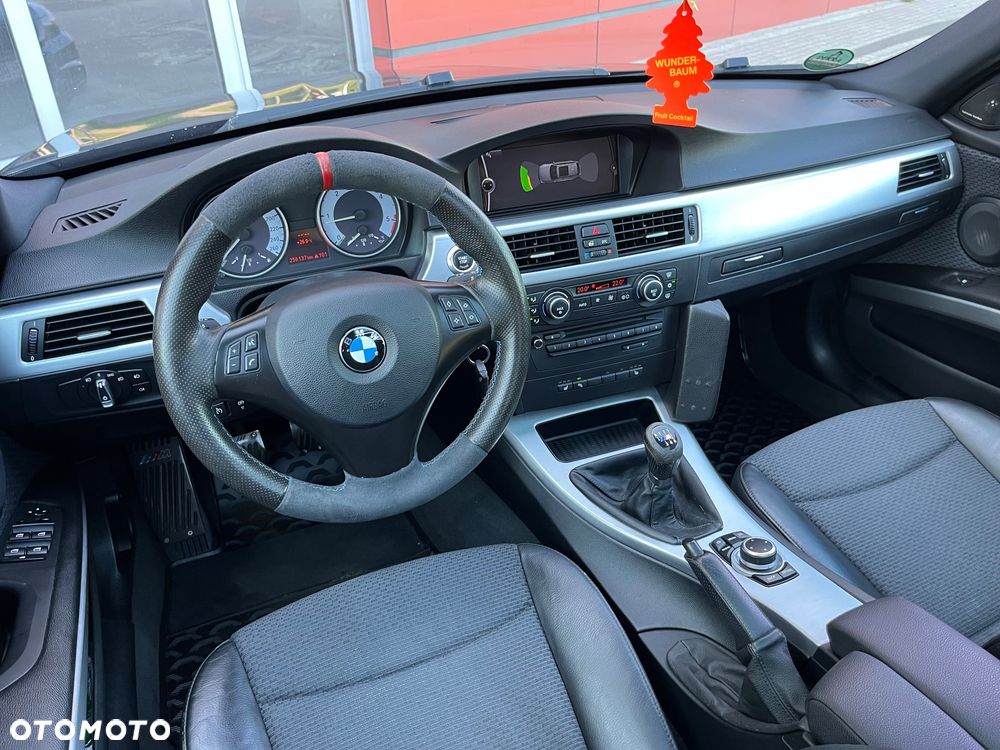 BMW Seria 3 320d DPF Blue Performance Edition Fleet Sport - 31