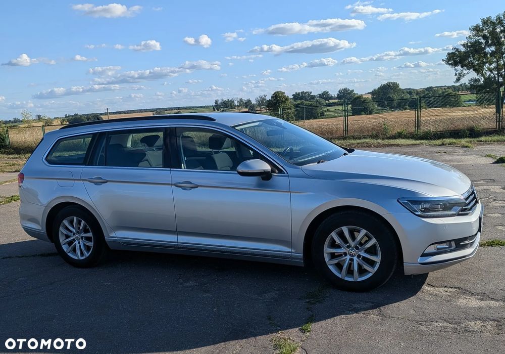 Volkswagen Passat 2.0 TDI SCR Comfortline DSG - 13