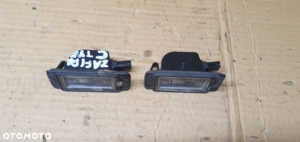 Lampka podświetlenie tablicy rejestracyjnej Opel Zafira C 13578958 - 2