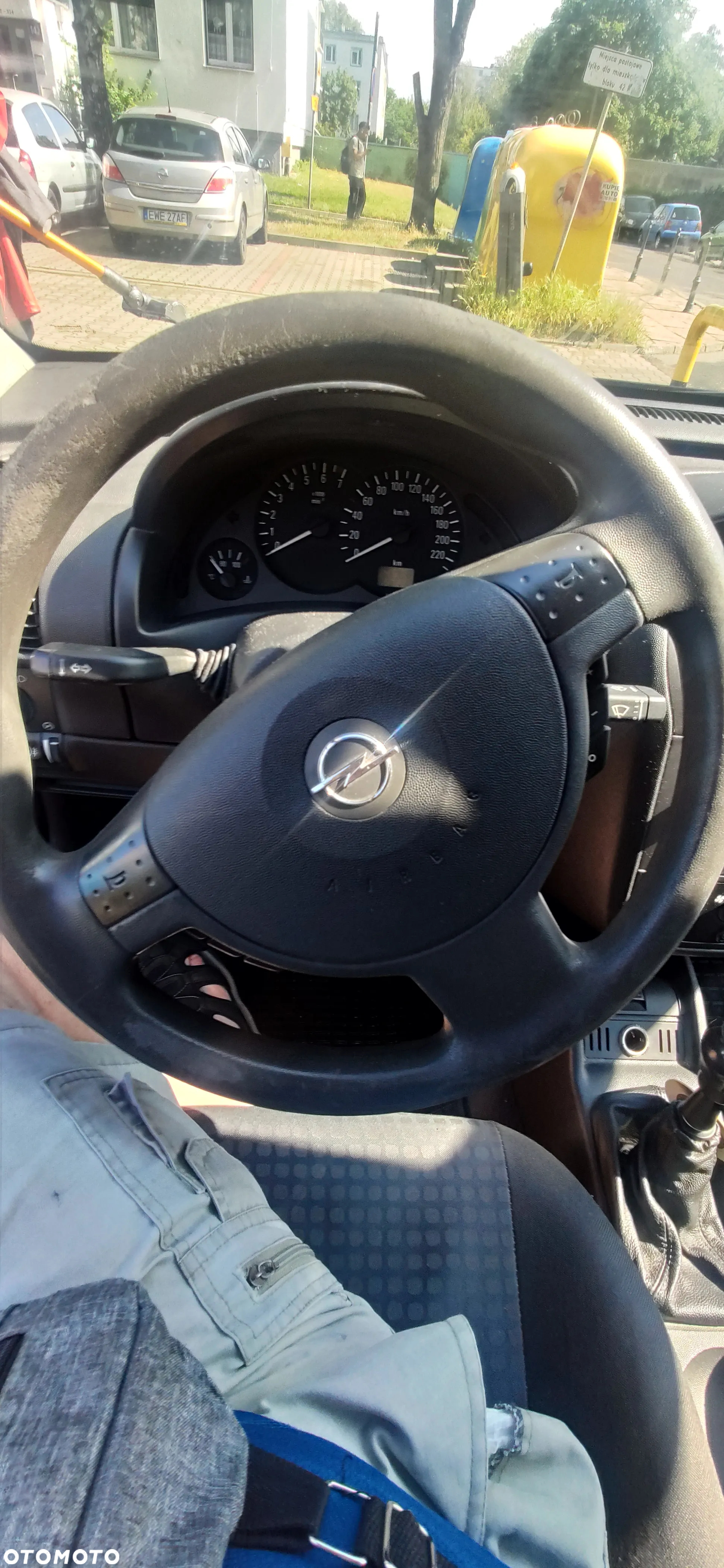 Opel Corsa 1.2 16V Cosmo - 3