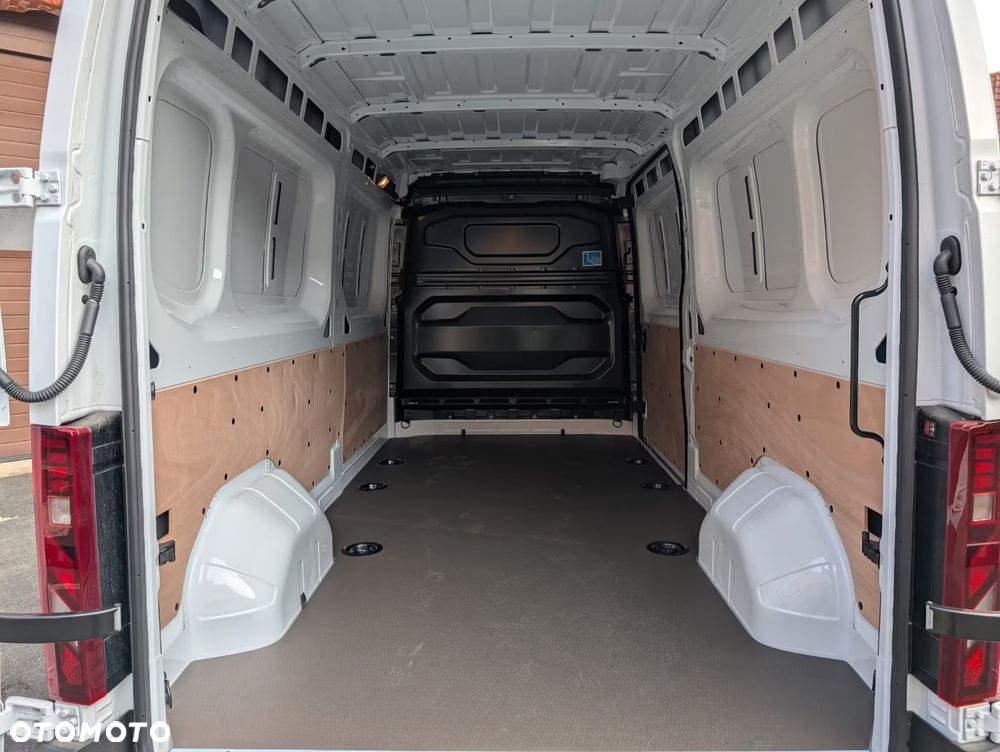 Renault Master L3H2 3,5t BLUE dCi - 14