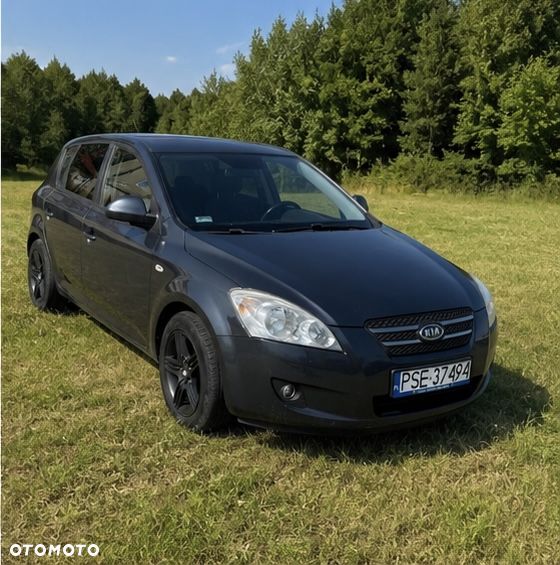 Kia Ceed 1.6 Crdi Comfort + - 2