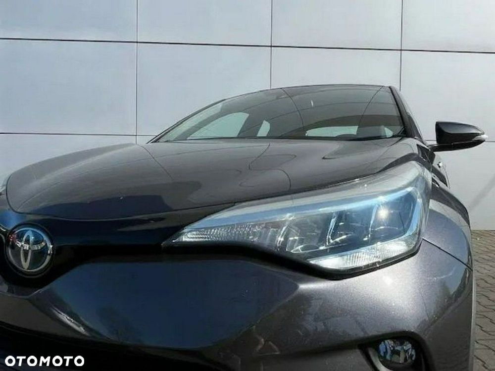 Toyota C-HR - 4
