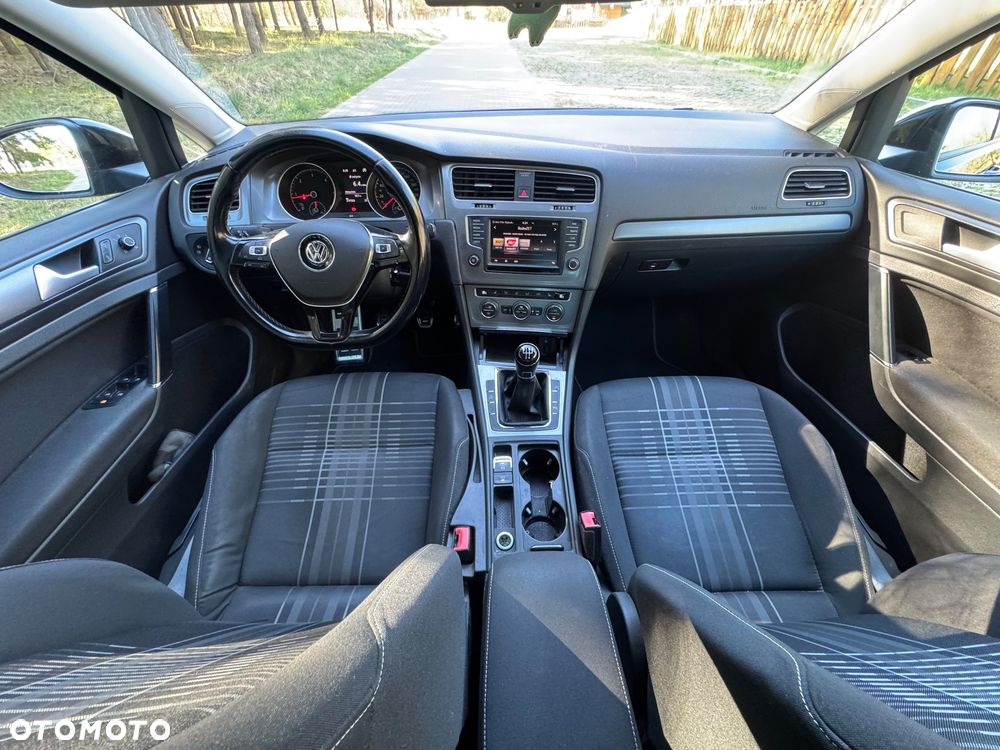 Volkswagen Golf 1.6 TDI BMT Comfortline - 10