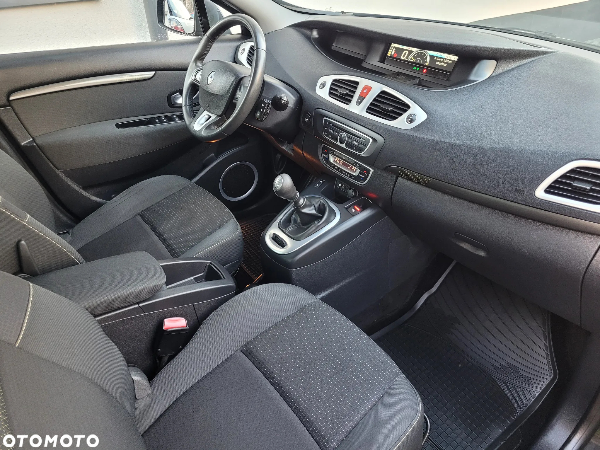 Renault Scenic TCe 130 Dynamique - 15