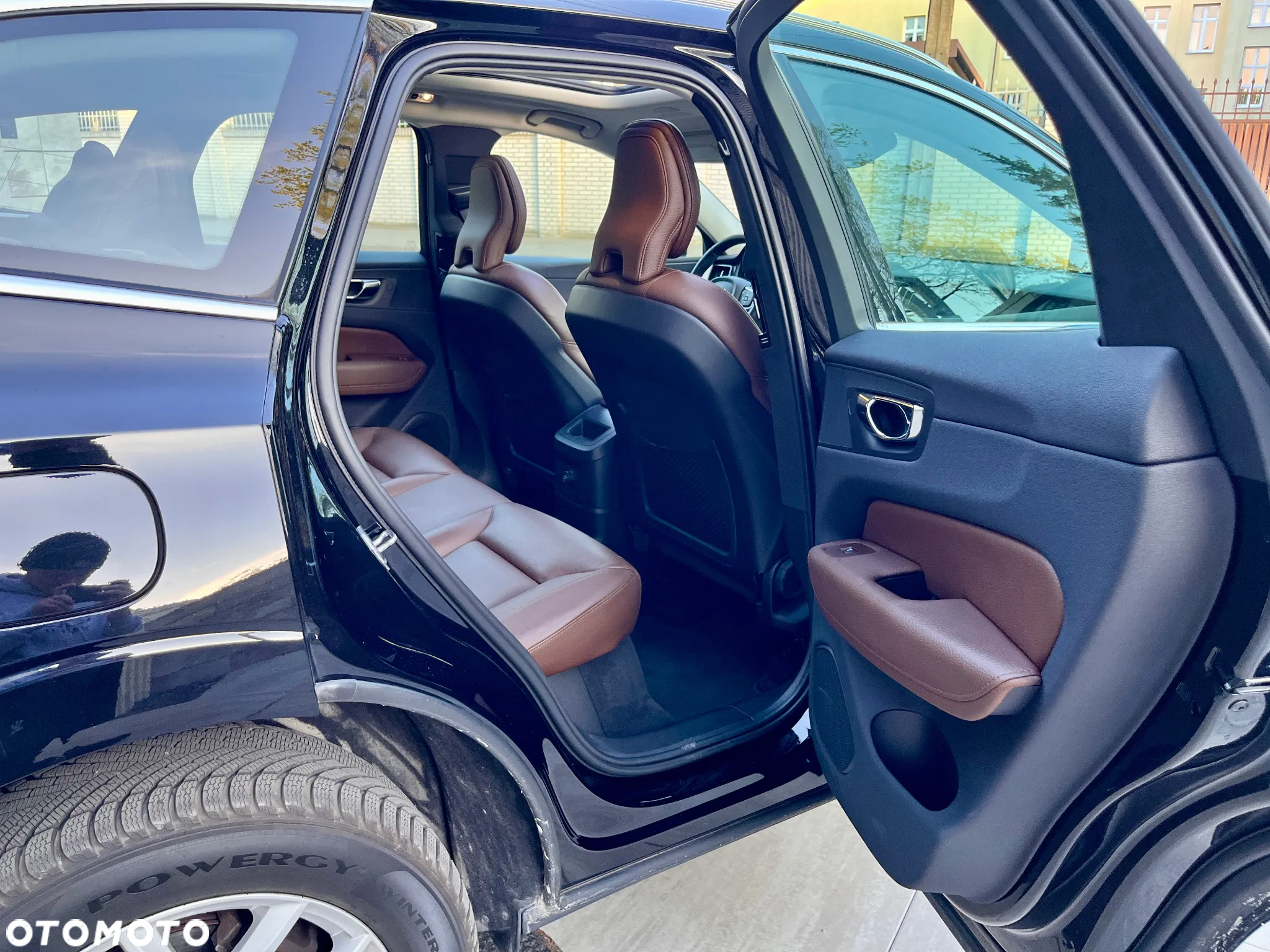 Volvo XC 60 T8 AWD Plug-In Hybrid Momentum - 11