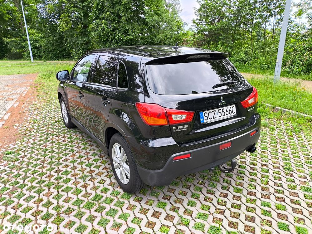 Mitsubishi ASX - 3