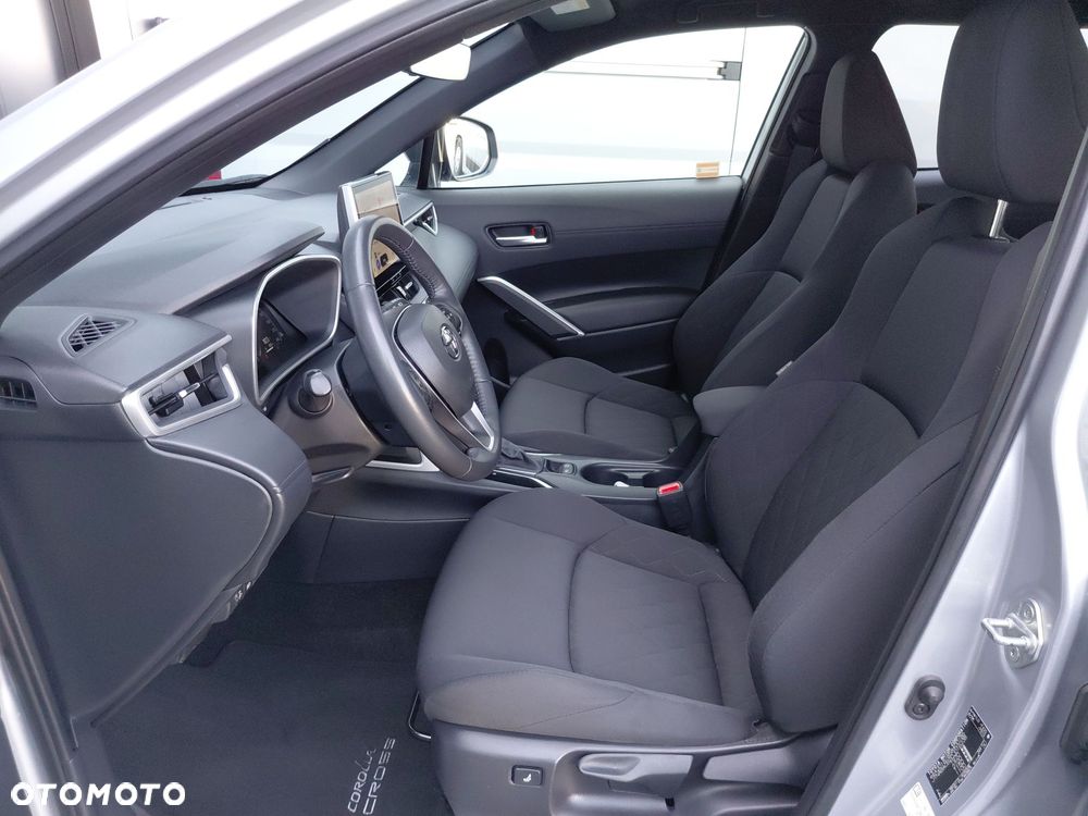 Toyota Corolla Cross - 15