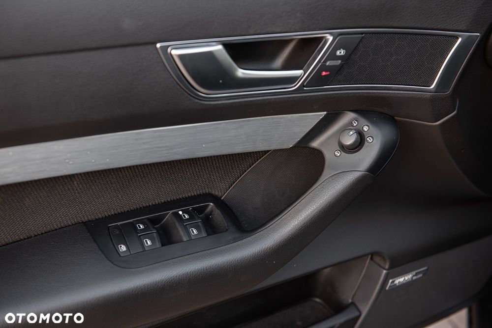 Audi A6 Avant 3.0 TDI DPF quattro tiptronic - 17