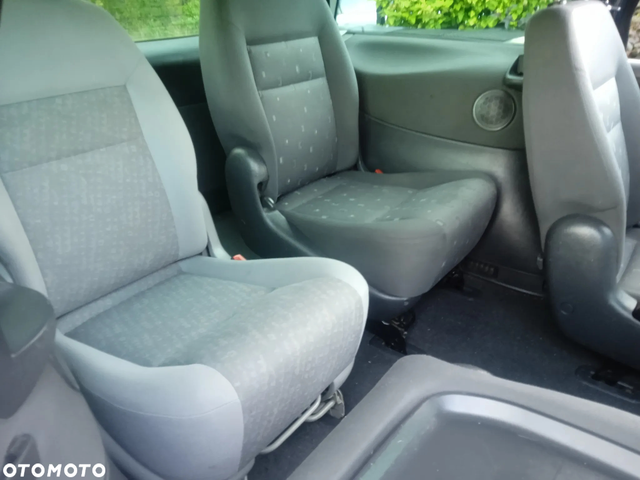 Volkswagen Sharan 1.9 TDI Basis - 12