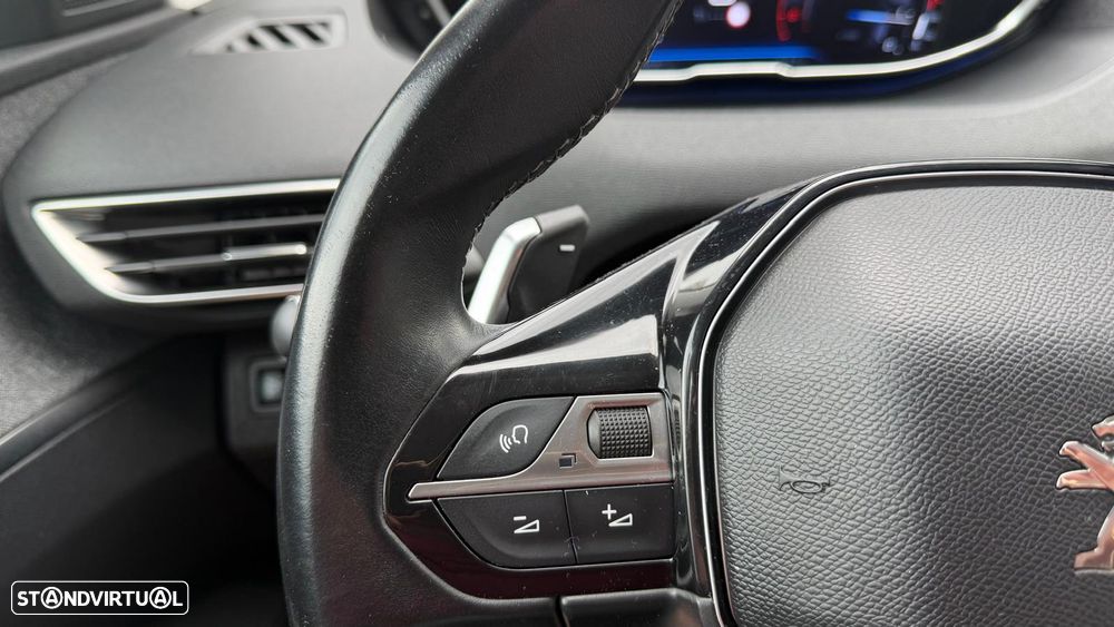 Peugeot 3008 BlueHDi 130 Stop & Start EAT8 Allure - 28