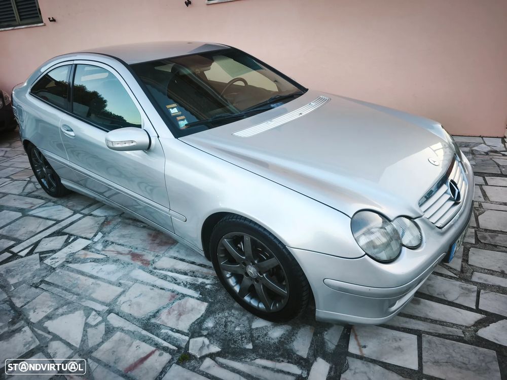 Mercedes-Benz C 220 - 27