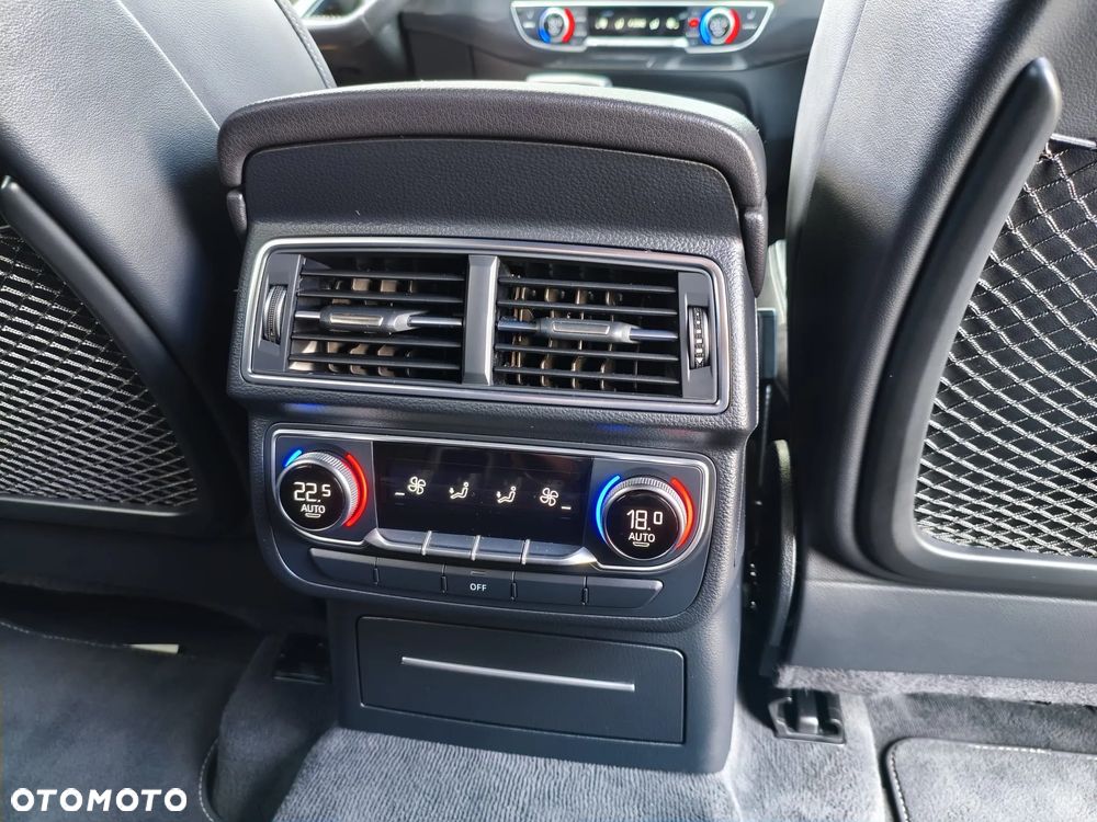 Audi Q7 - 28