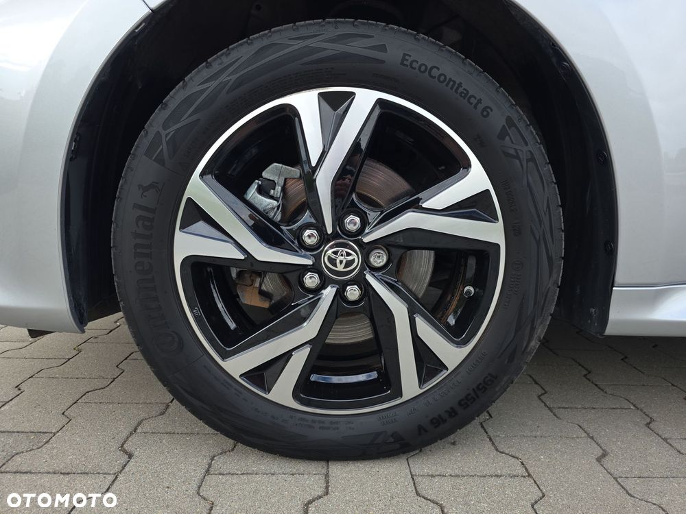 Toyota Yaris Hybrid 1.5 Style - 10