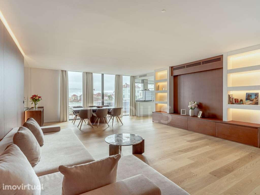 Apartamento T3 Duplex com varandas e vista desafogada para o mar, n... - Grande imagem: 2/34