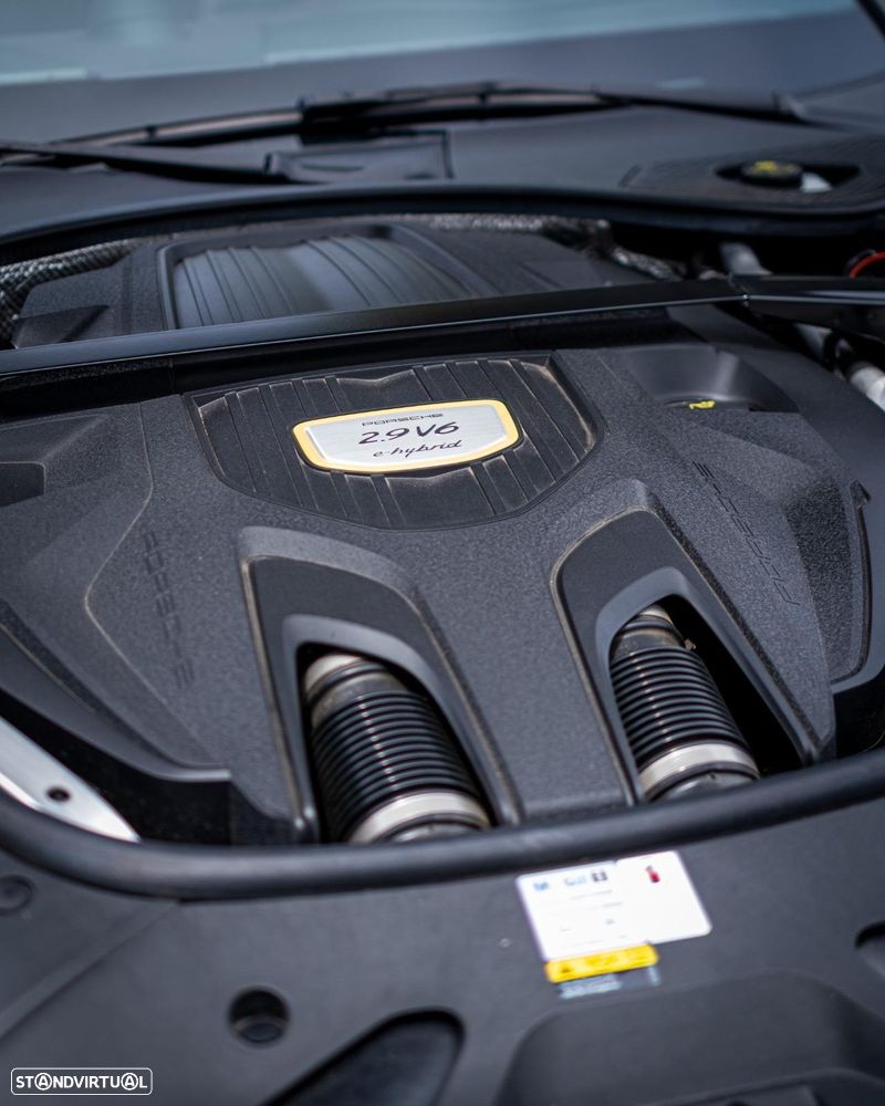 Porsche Panamera - 30