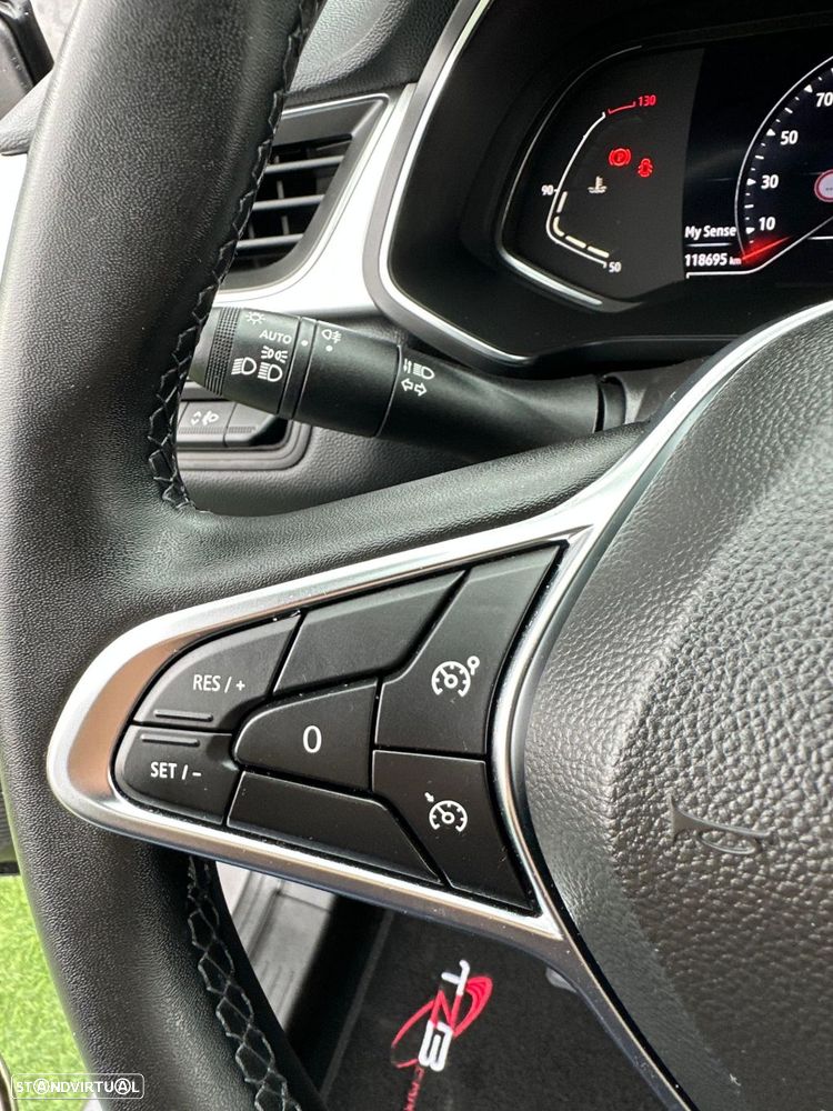 Renault Captur TCe 90 EVOLUTION - 12