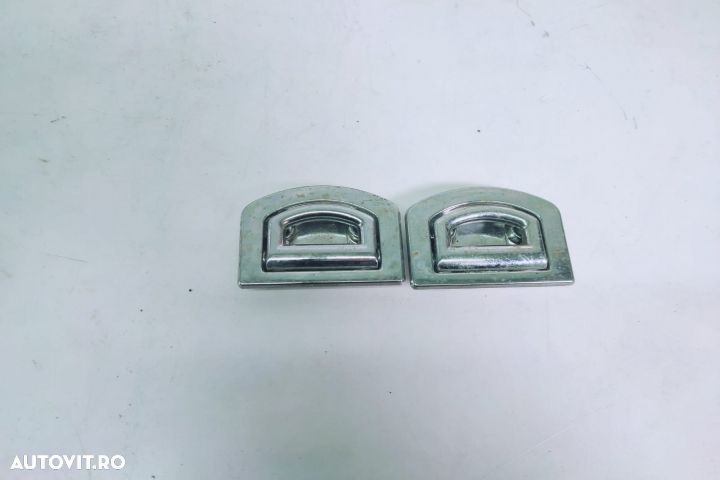 Clema plasa portbagaj 1J0864203D Skoda Superb 2 seria - 1