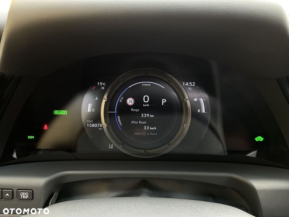 Lexus ES 300h F Sport Edition - 26