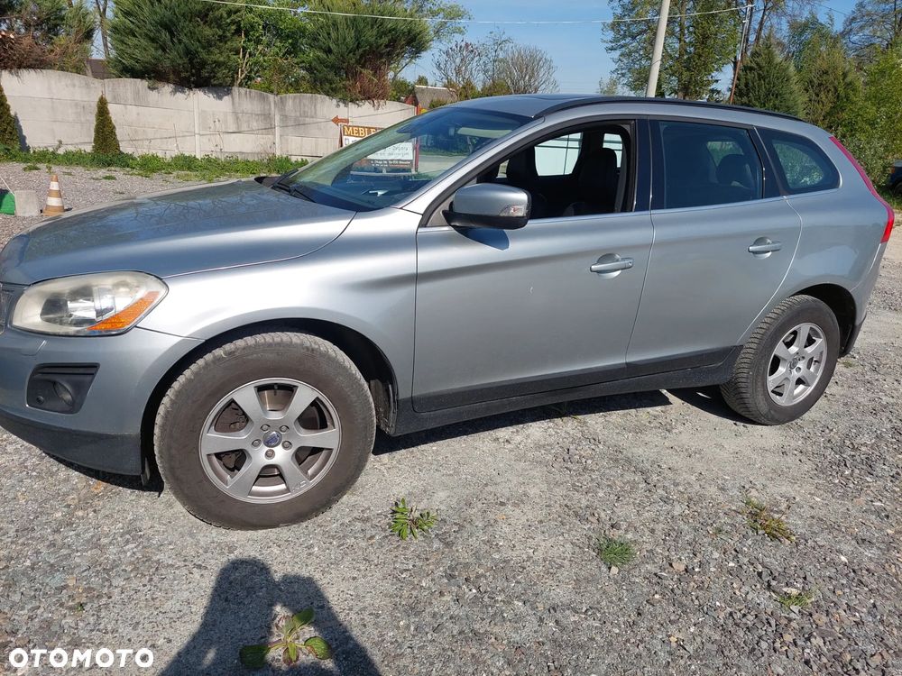 Volvo XC 60 D5 AWD - 2